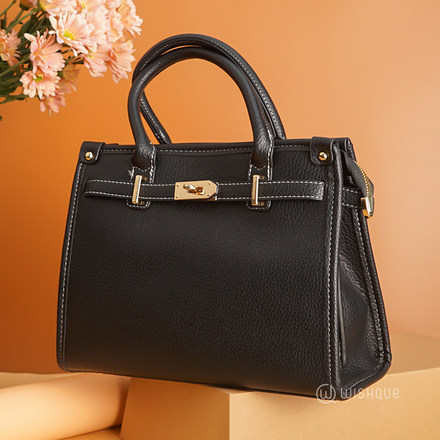 Leather Sleek Modern Female Crossbody Shoulder Bag - Black