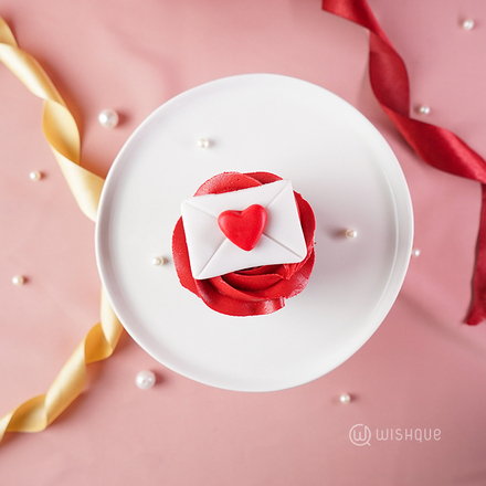 01 Love Letter Chocolate Cupcake 