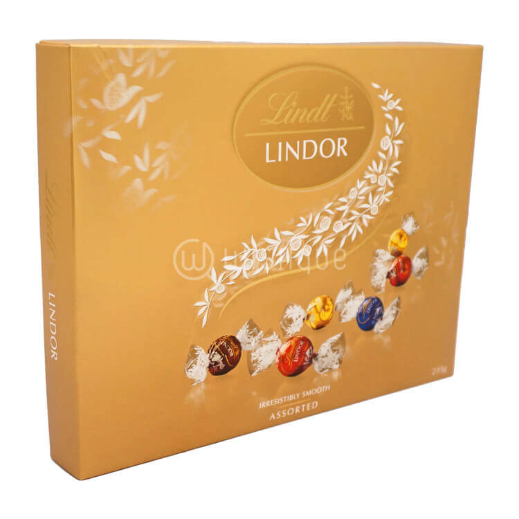 Lindt Lindor Irresistibly Smooth Milk Chocolate Assorted Gift Box 235g