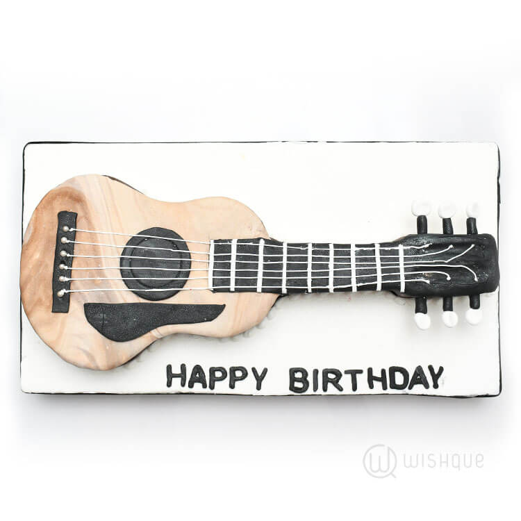 Cool Homemade Guitar Birthday Cake Design