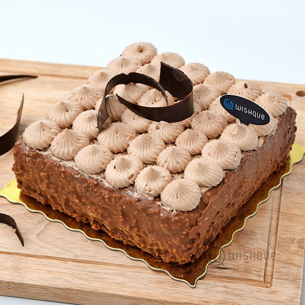 Snicker Signature Dessert Cake