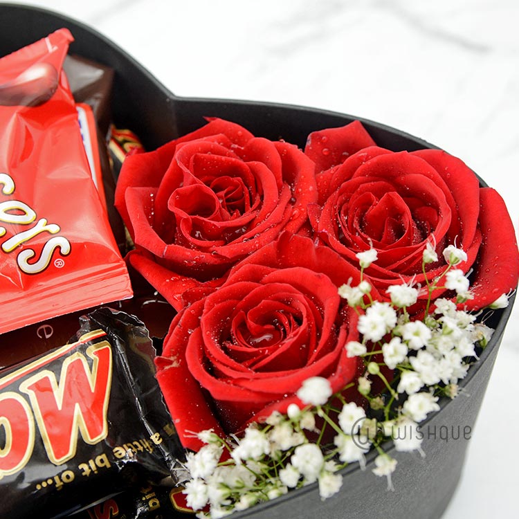 Chocolates & Roses Heart Box Wishque Sri Lanka's Premium Online