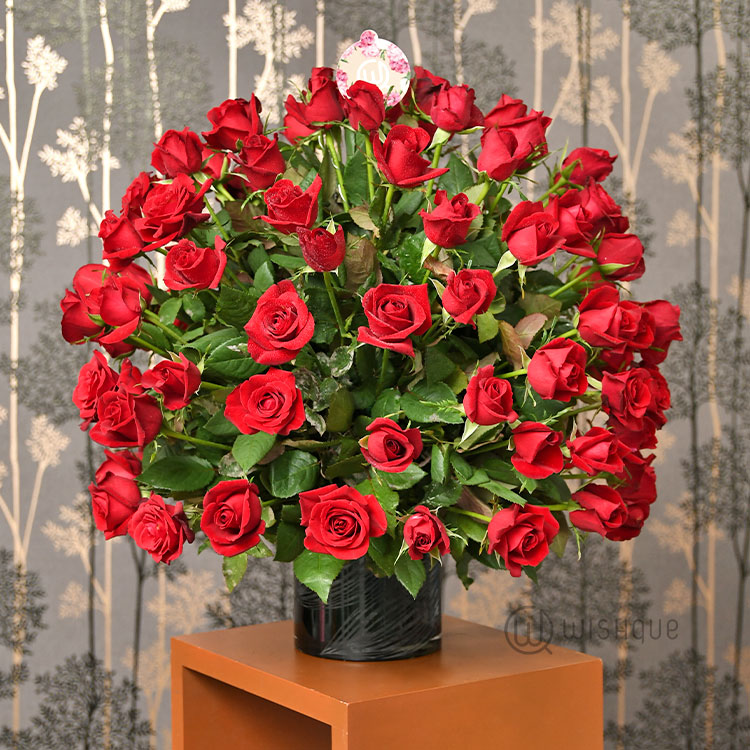 100 Red Roses in a Vase Wishque Sri Lanka's Premium Online Shop