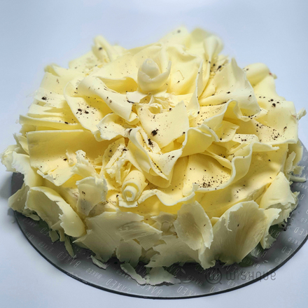 Ramada Rose Blanc Cake