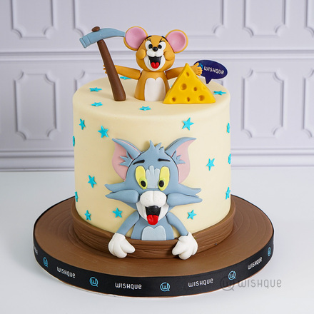 Tom & Jerry On An Adventure Theme Cake