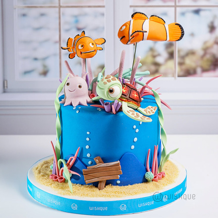 Nemo And The Great Barrier Reef Theme Cake